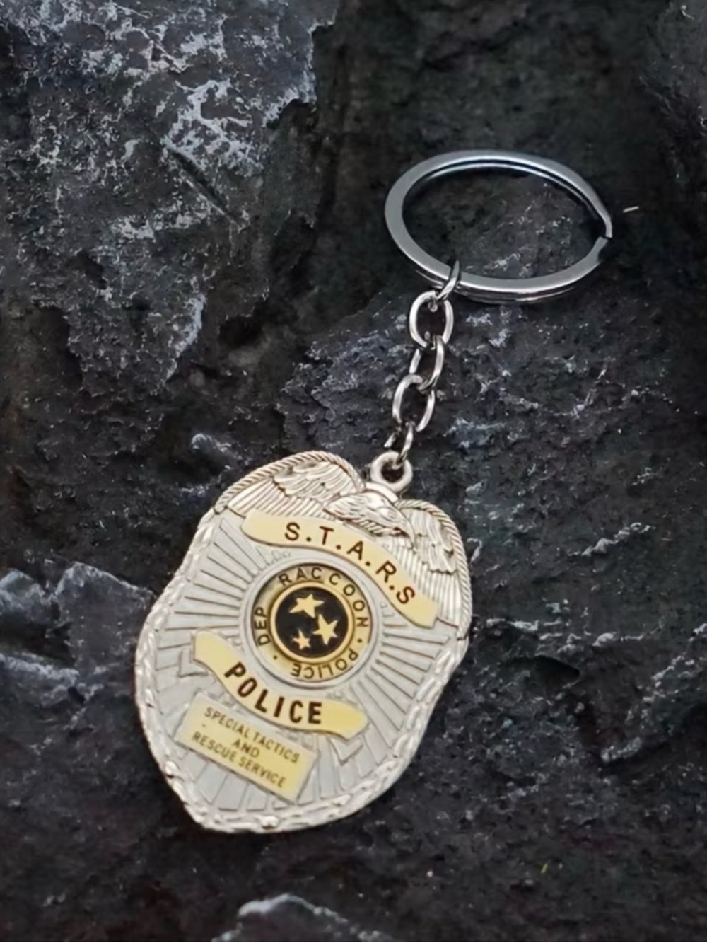 Resident Evil Collectible Horror Metal Keychain Games Toys NEW Gift Movies Sony